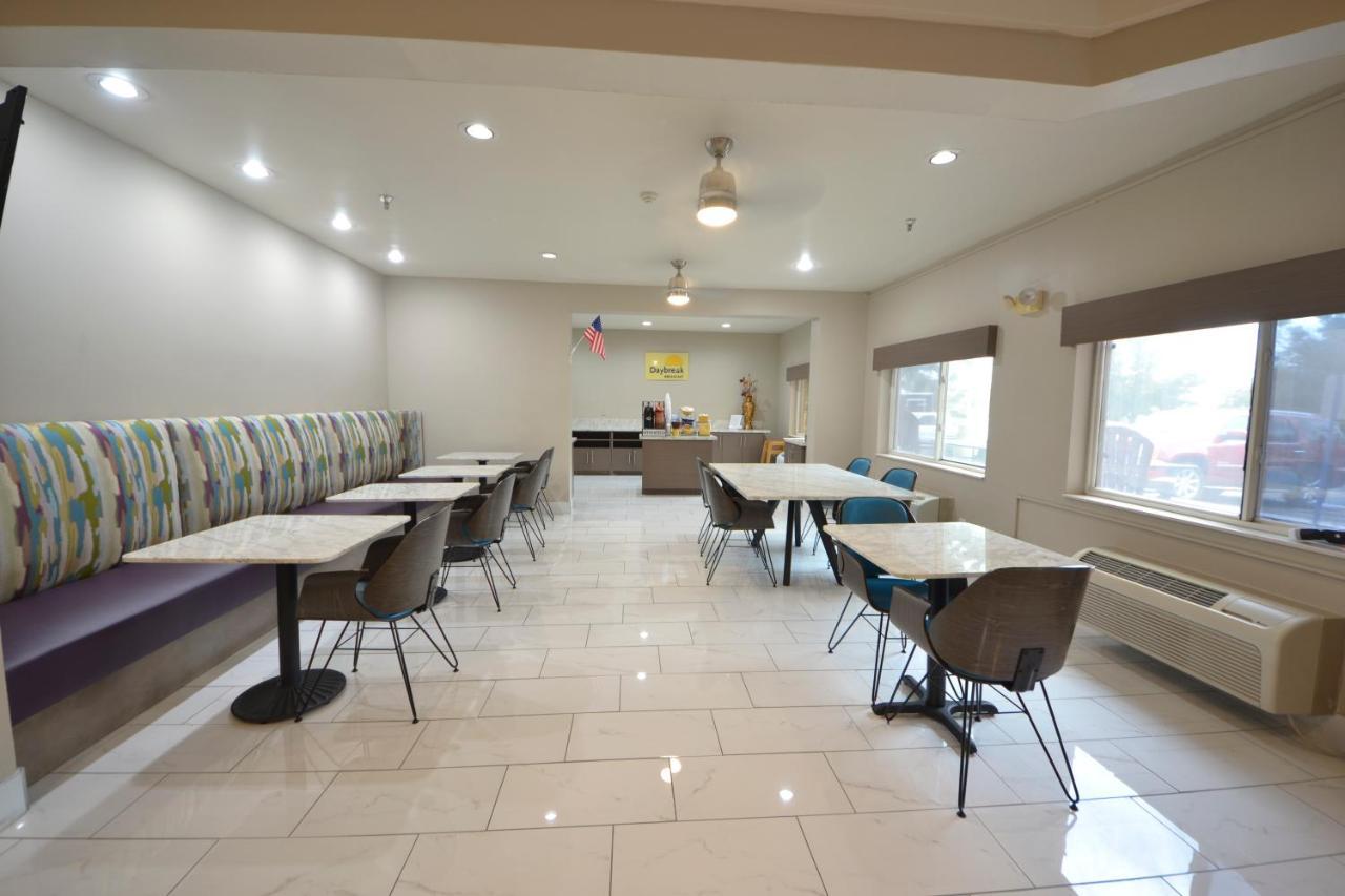 Days Inn & Suites By Wyndham Airport Albuquerque Kültér fotó