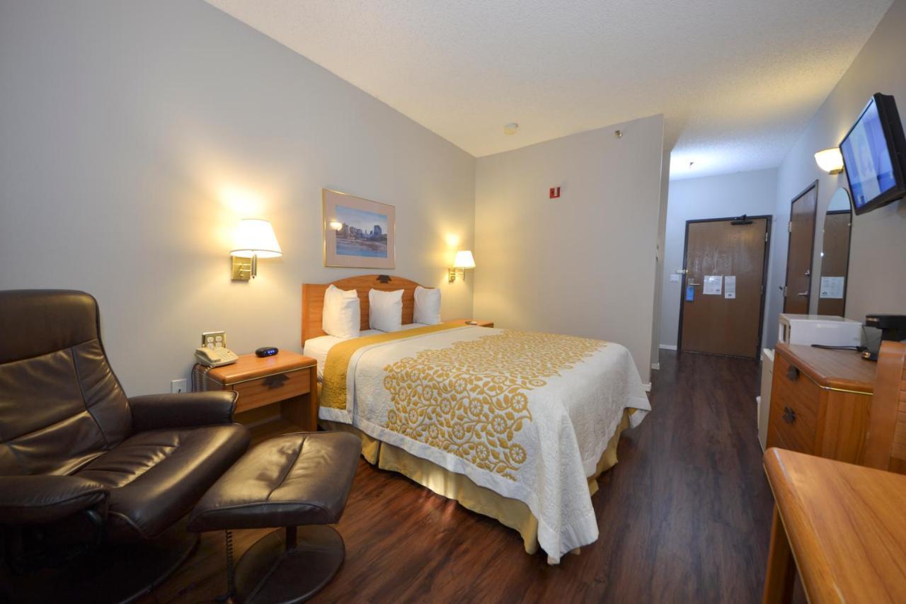 Days Inn & Suites By Wyndham Airport Albuquerque Kültér fotó