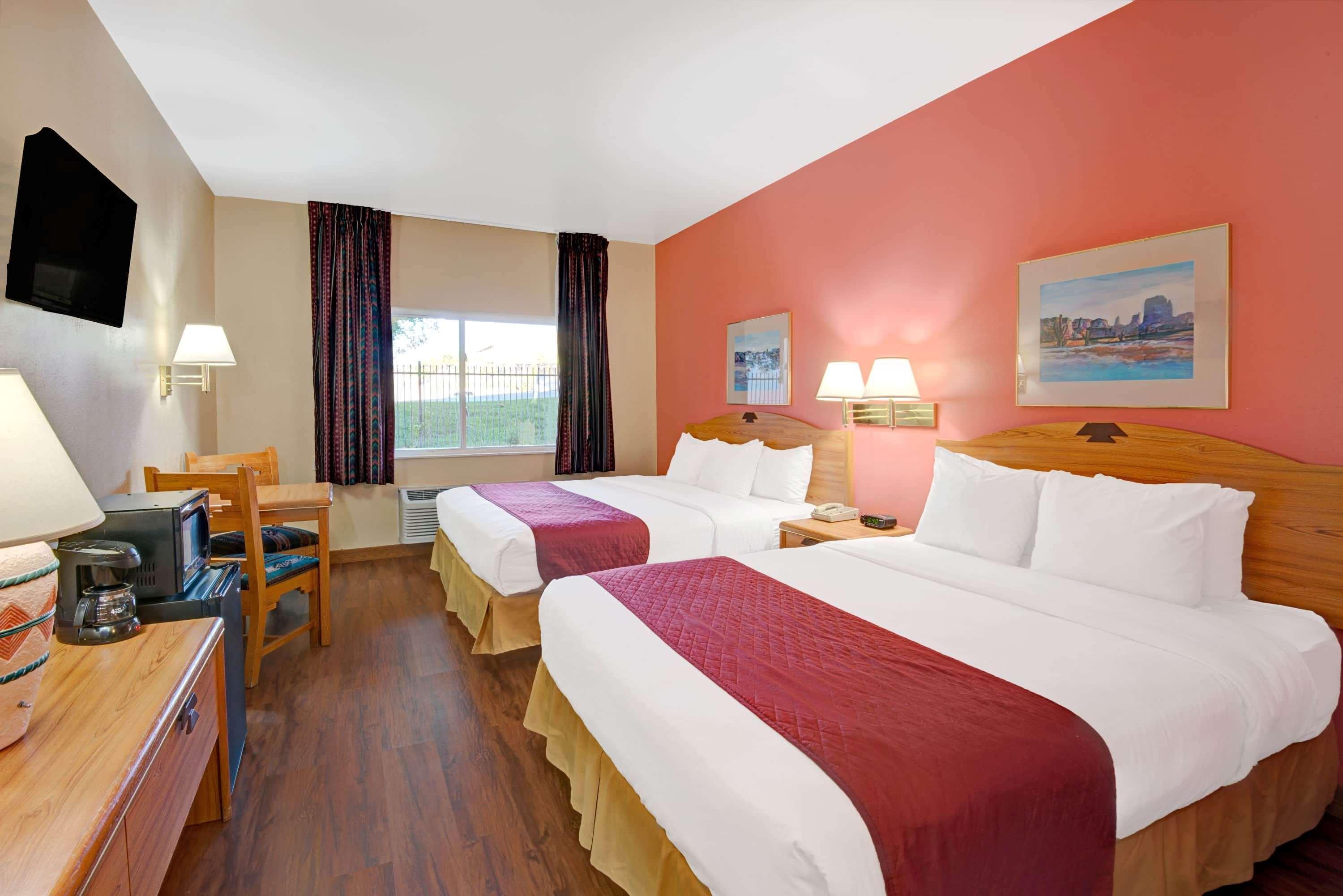 Days Inn & Suites By Wyndham Airport Albuquerque Kültér fotó