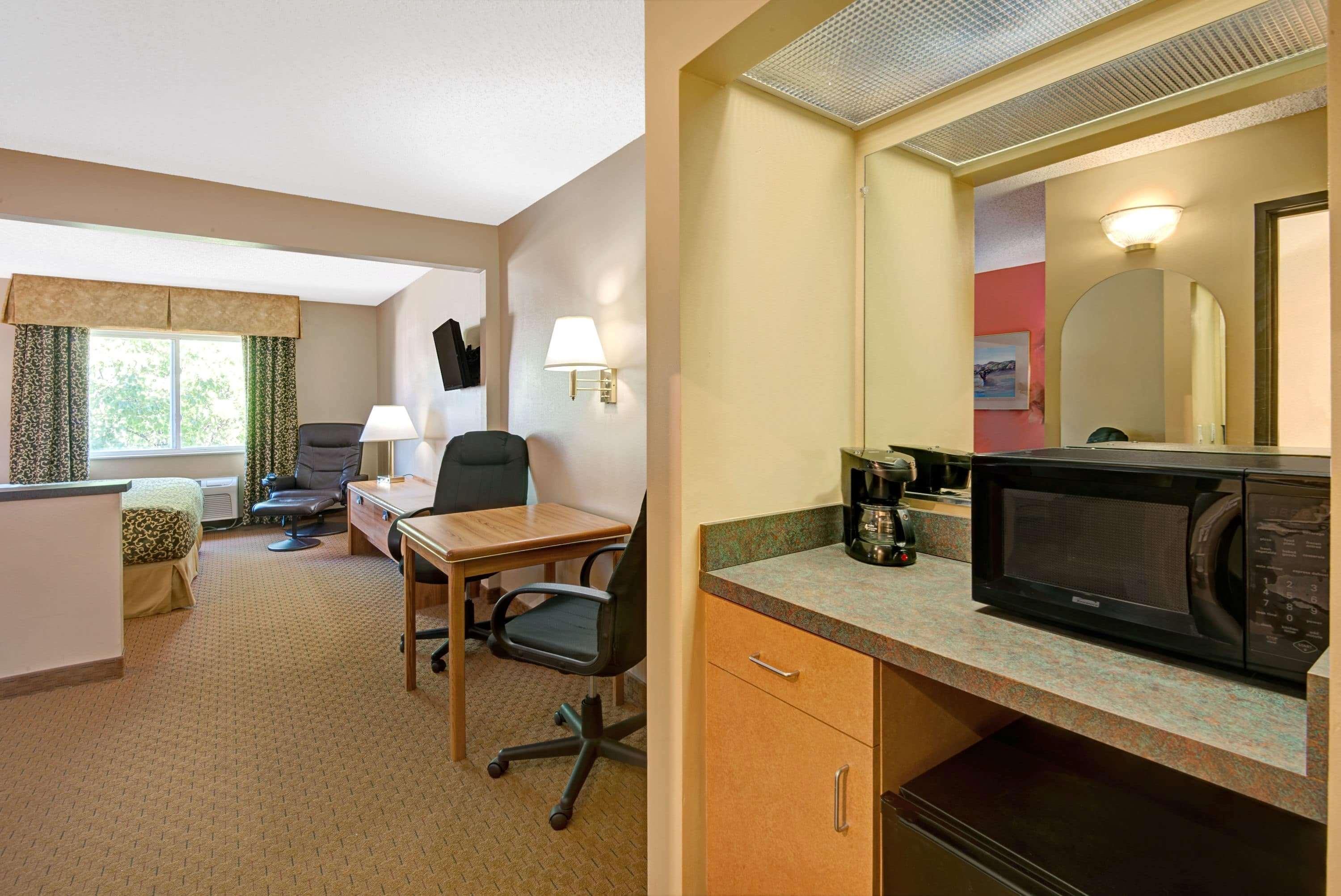 Days Inn & Suites By Wyndham Airport Albuquerque Kültér fotó