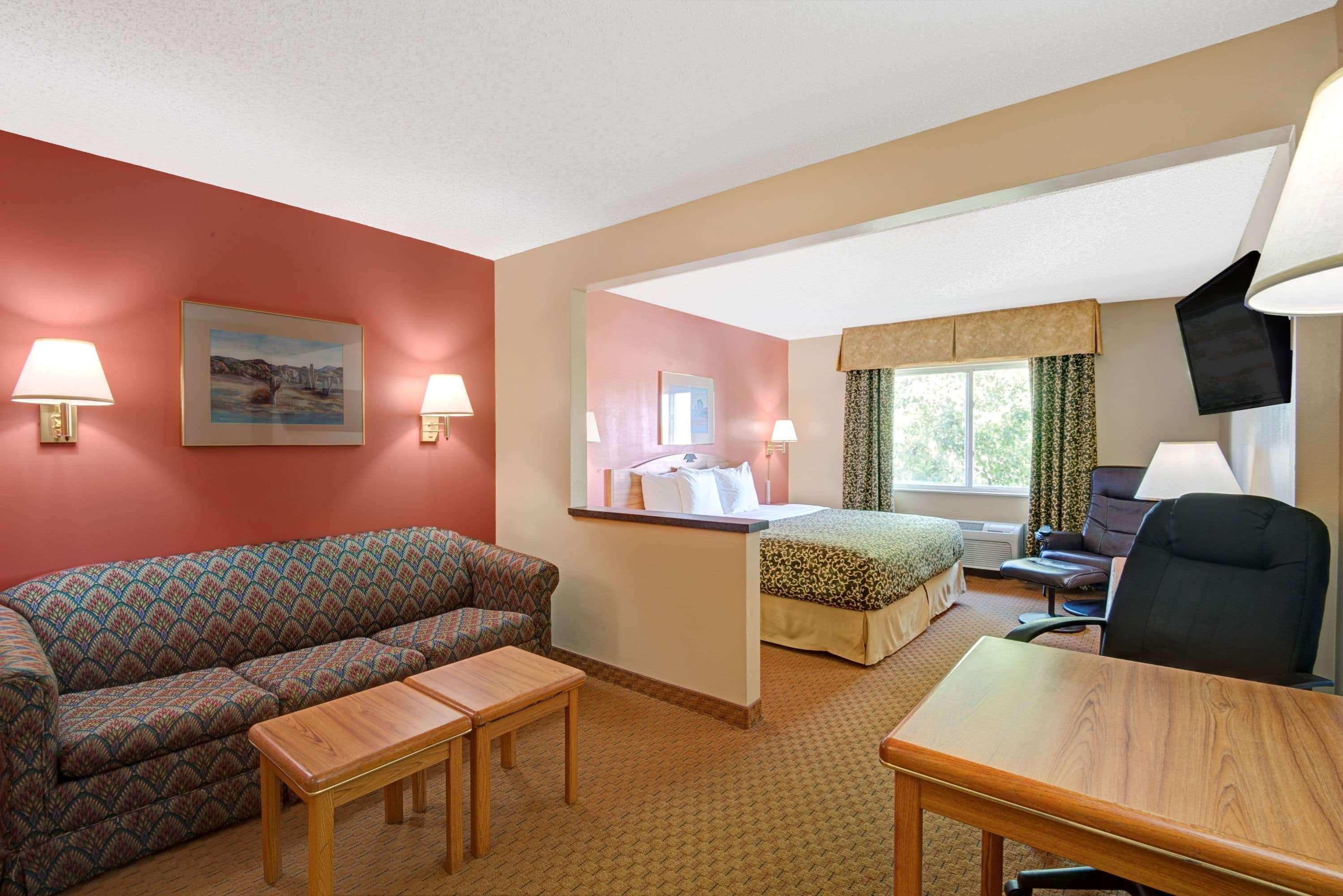 Days Inn & Suites By Wyndham Airport Albuquerque Kültér fotó