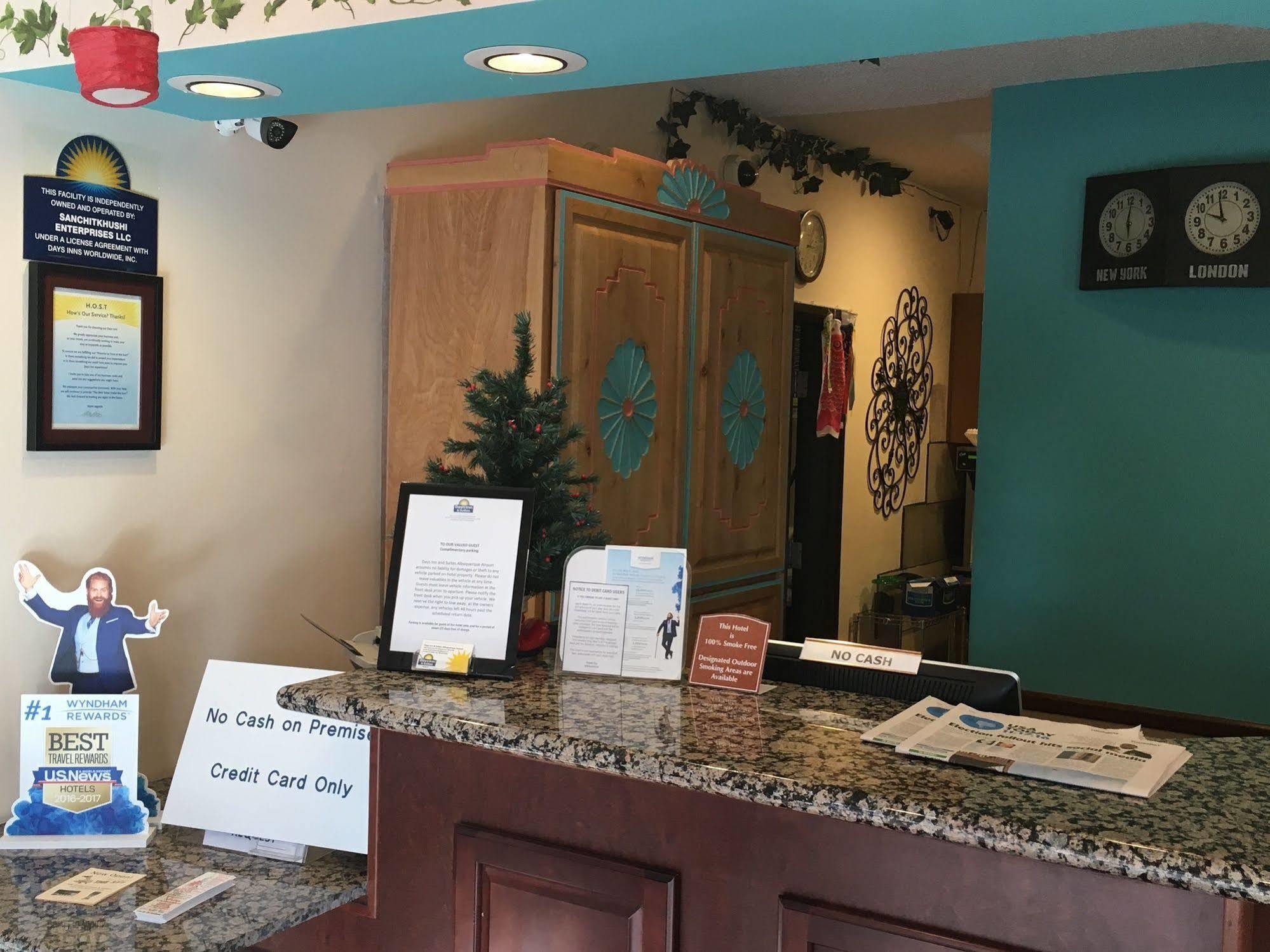 Days Inn & Suites By Wyndham Airport Albuquerque Kültér fotó
